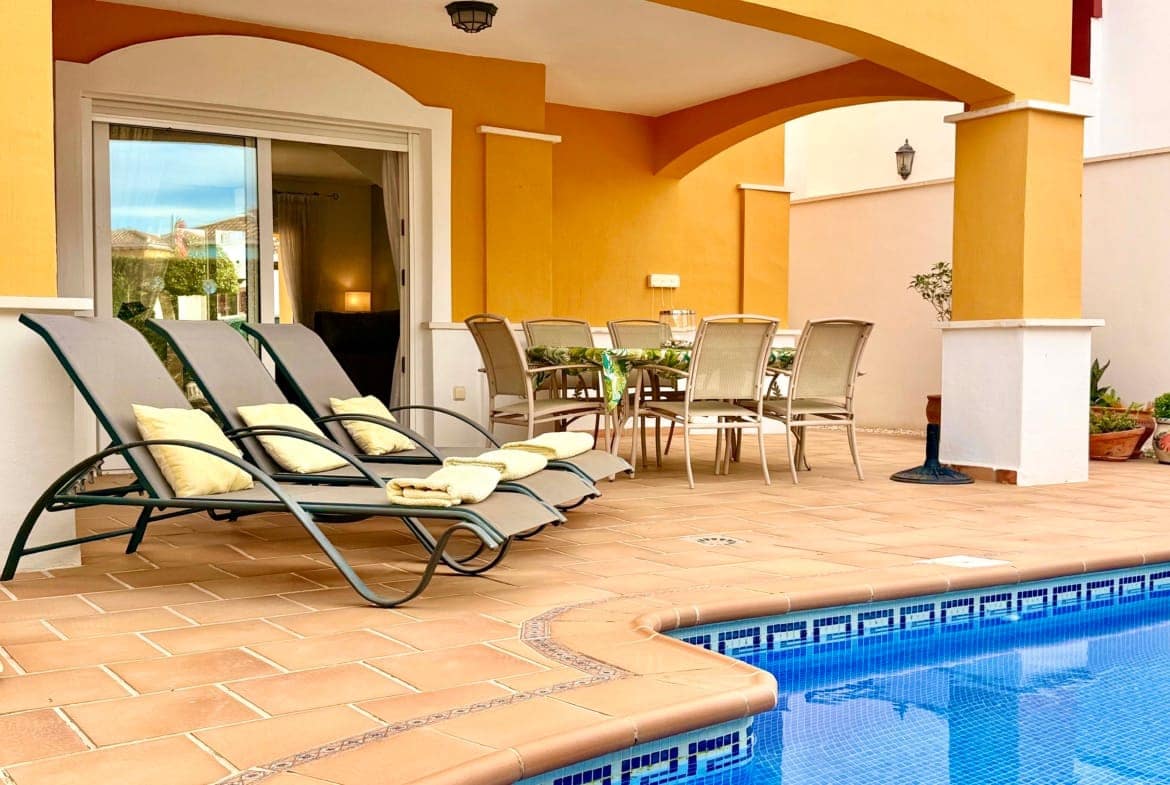 2 soveværelse Villa til salg i Mar Menor Golf Resort med swimmingpool - € 255.000 (Ref: 9449708)