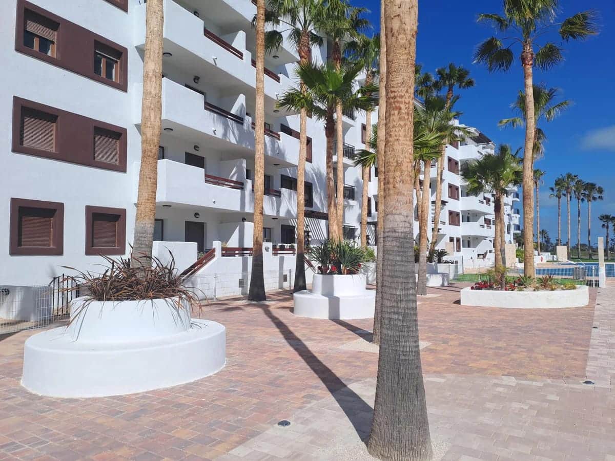 2 makuuhuone Huoneisto myytävänä paikassa Los Alcazares - 143 000 € (Ref: 9494257)