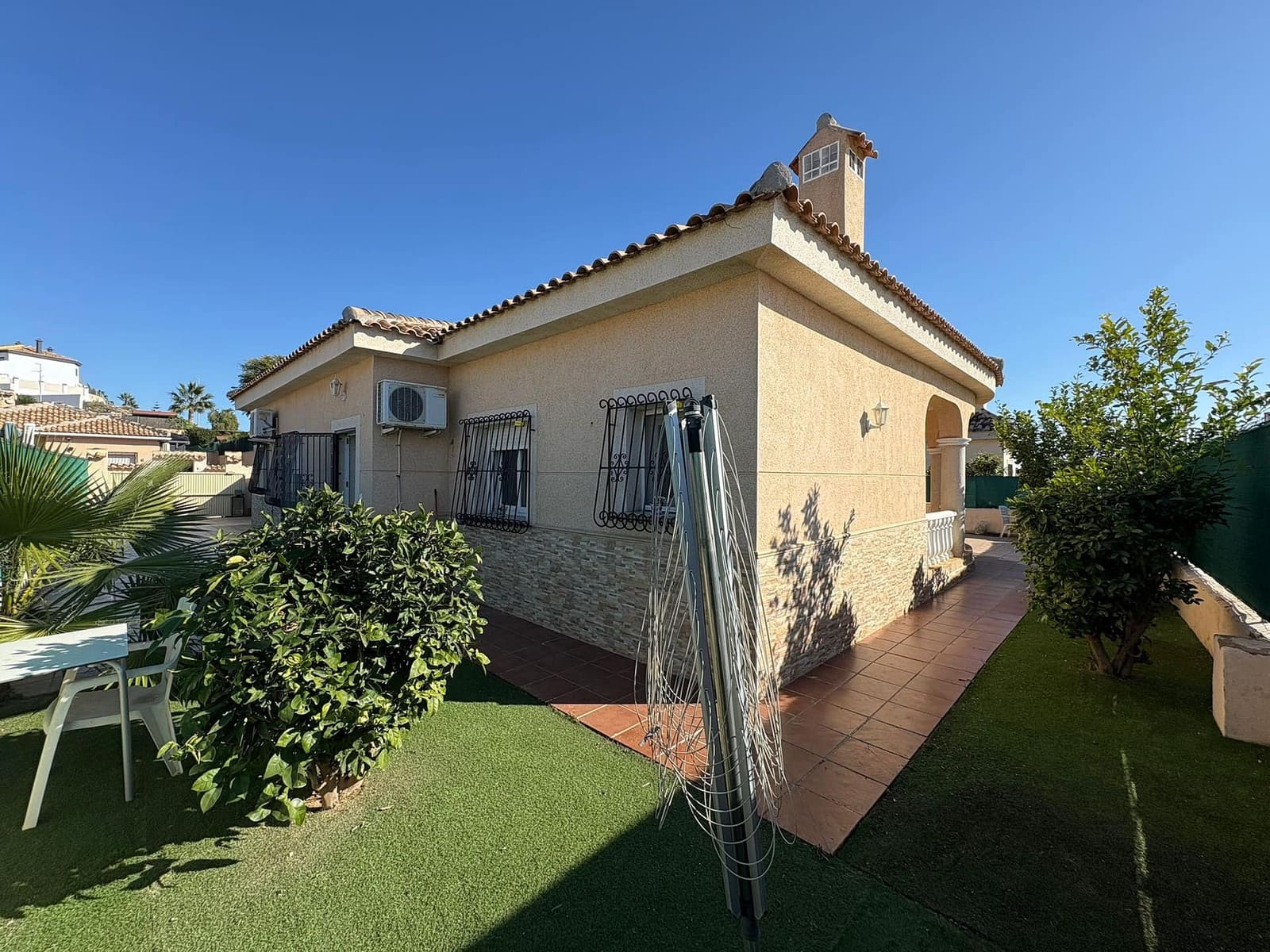 3 slaapkamer Villa te koop in Murcia stad met zwembad garage - € 259.999 (Ref: 9518420)