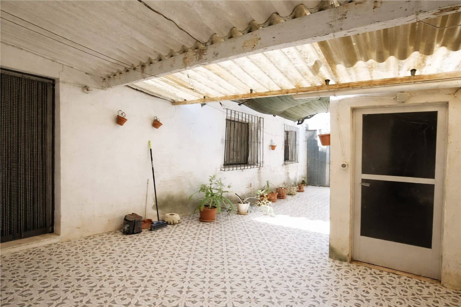 4 bedroom Villa for sale in Gea y Truyols - € 210,000 (Ref: 9614653)