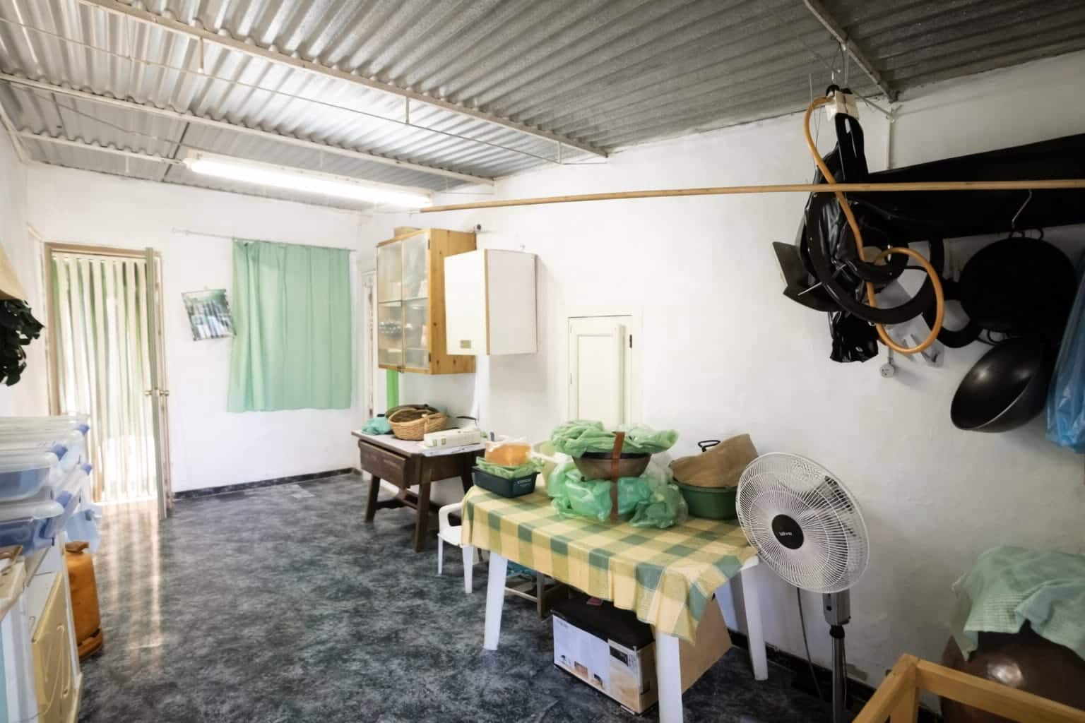 4 bedroom Villa for sale in Gea y Truyols - € 210,000 (Ref: 9614653)