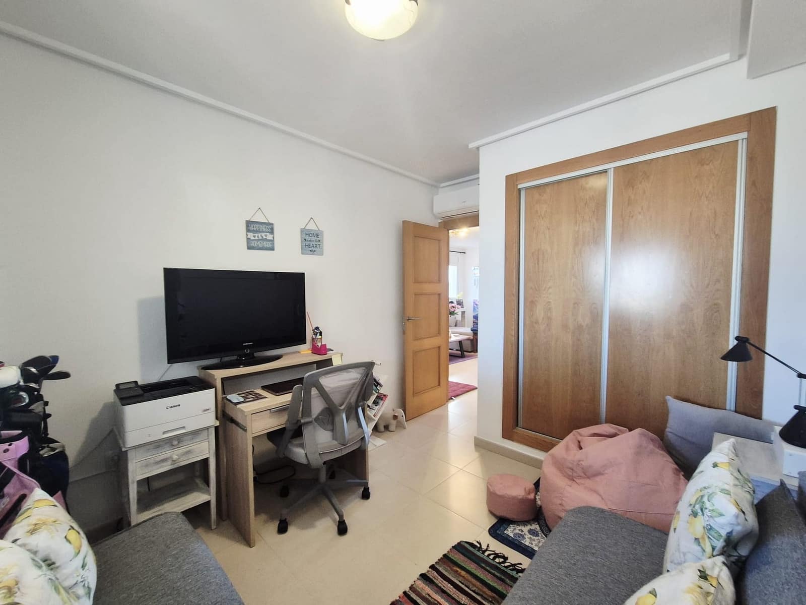 Casa de 2 habitaciones en Roldan en venta - 214.999 € (Ref: 9665797)