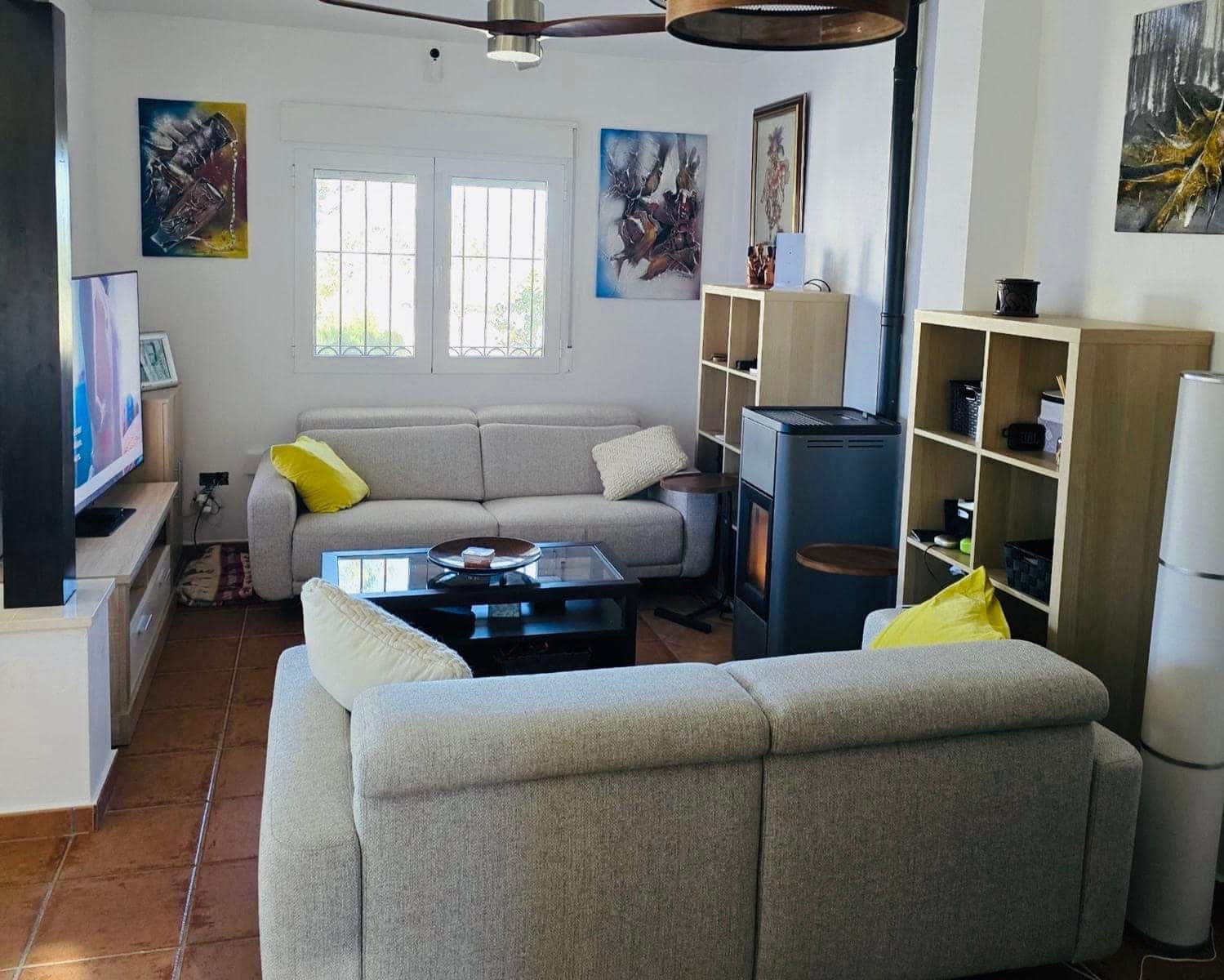 3 soverom Kjedet enebolig til salgs i Las Palas med svømmebasseng - € 299 900 (Ref: 9673767)