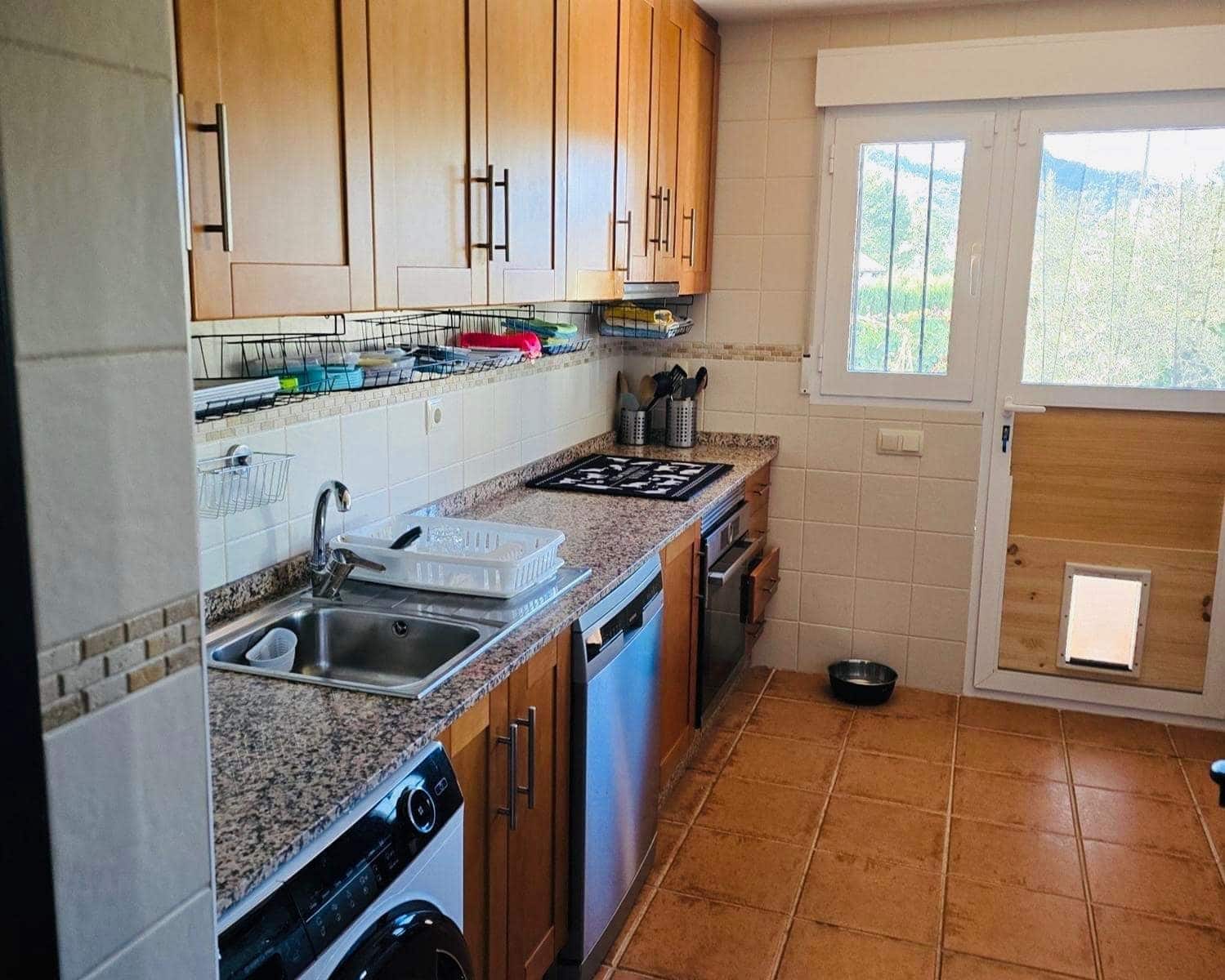 3 soverom Kjedet enebolig til salgs i Las Palas med svømmebasseng - € 299 900 (Ref: 9673767)