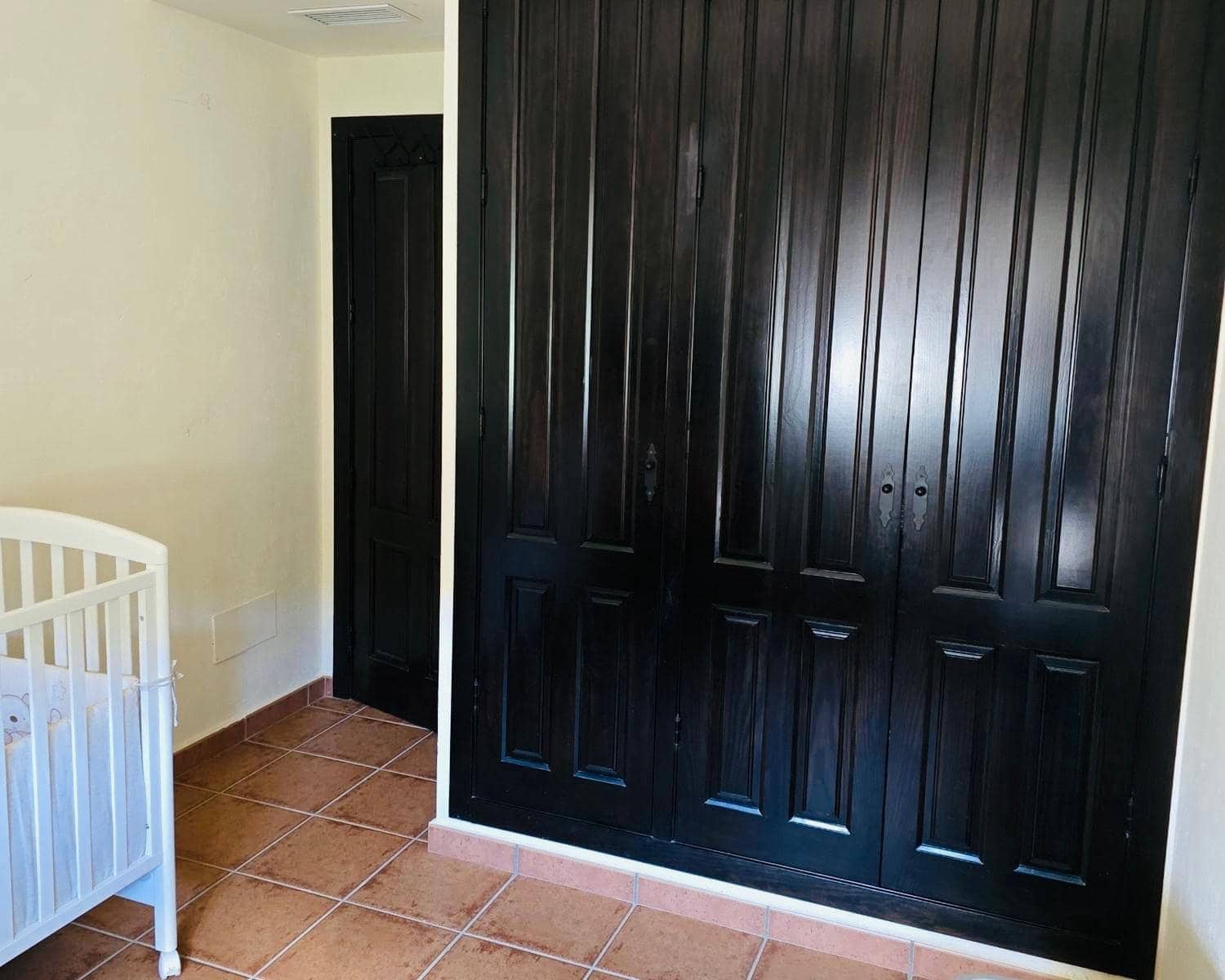 3 soverom Kjedet enebolig til salgs i Las Palas med svømmebasseng - € 299 900 (Ref: 9673767)