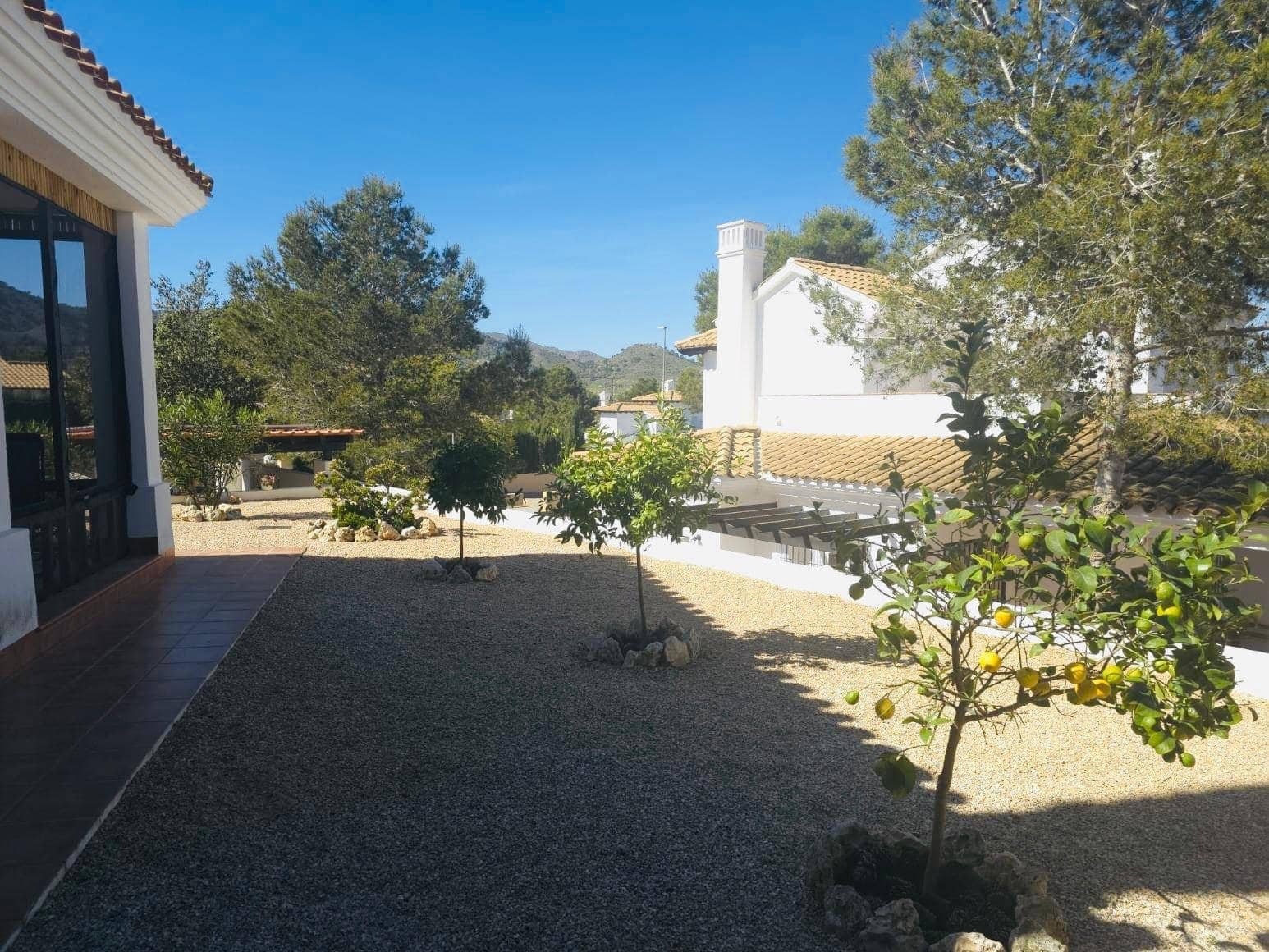 3 soverom Kjedet enebolig til salgs i Las Palas med svømmebasseng - € 299 900 (Ref: 9673767)