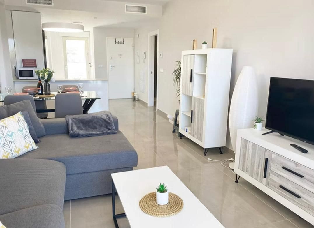 2 Zimmer Apartment zu verkaufen in Los Narejos mit Pool Garage - 279.950 € (Ref: 9673769)