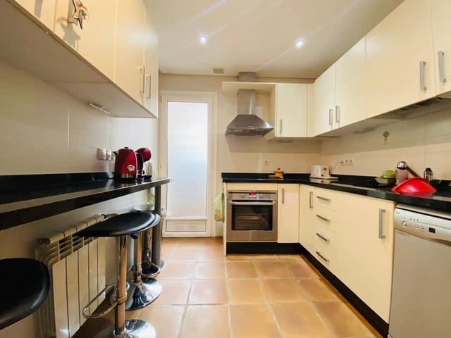 Apartamento de 2 habitaciones en Torre-Pacheco en venta con piscina garaje - 179.000 € (Ref: 9699685)