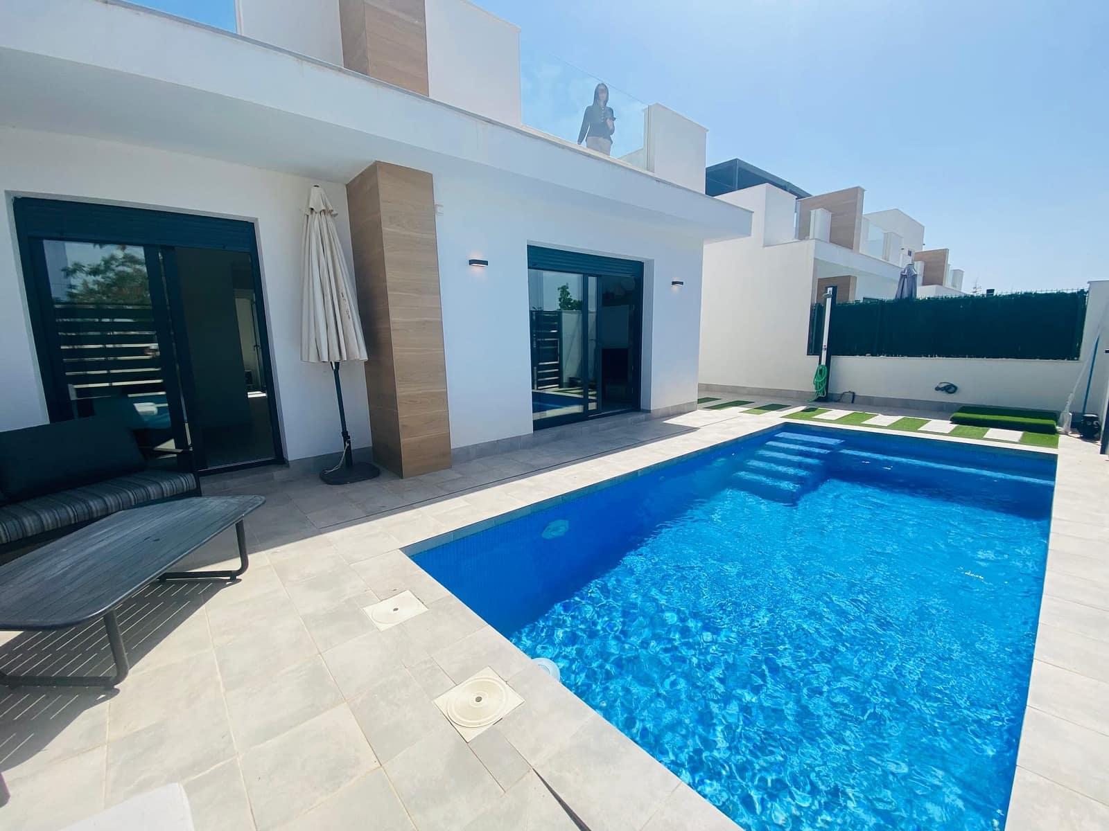 2 bedroom Villa for sale in Roldan with pool - € 314,500 (Ref: 9713441)