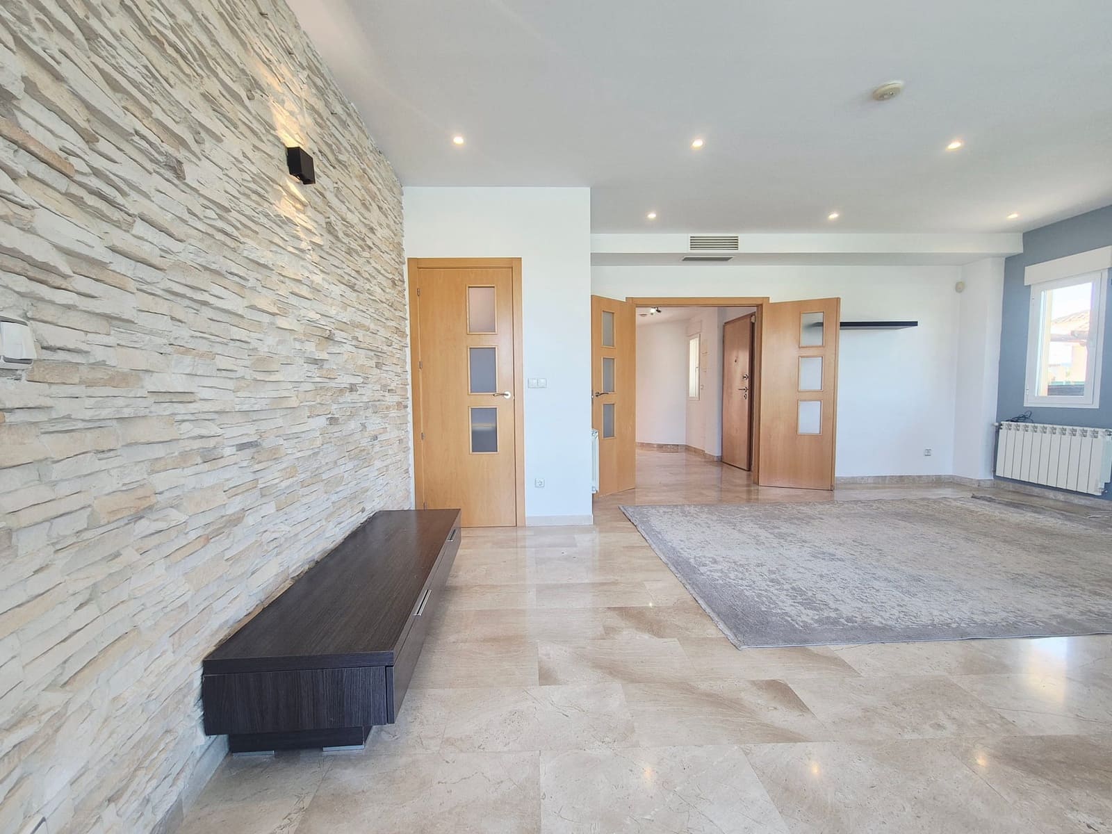 4 bedroom Villa for sale in Gea y Truyols with pool garage - € 325,000 (Ref: 9728527)