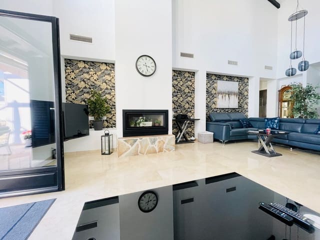 4 soverom Villa til salgs i Baños y Mendigo, Murcia by med svømmebasseng garasje - € 595 000 (Ref: 9755282)