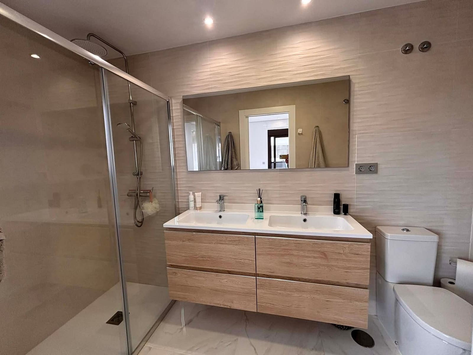 3 soveværelse Byhus til salg i Dolores De Pacheco med swimmingpool - € 349.950 (Ref: 9758396)