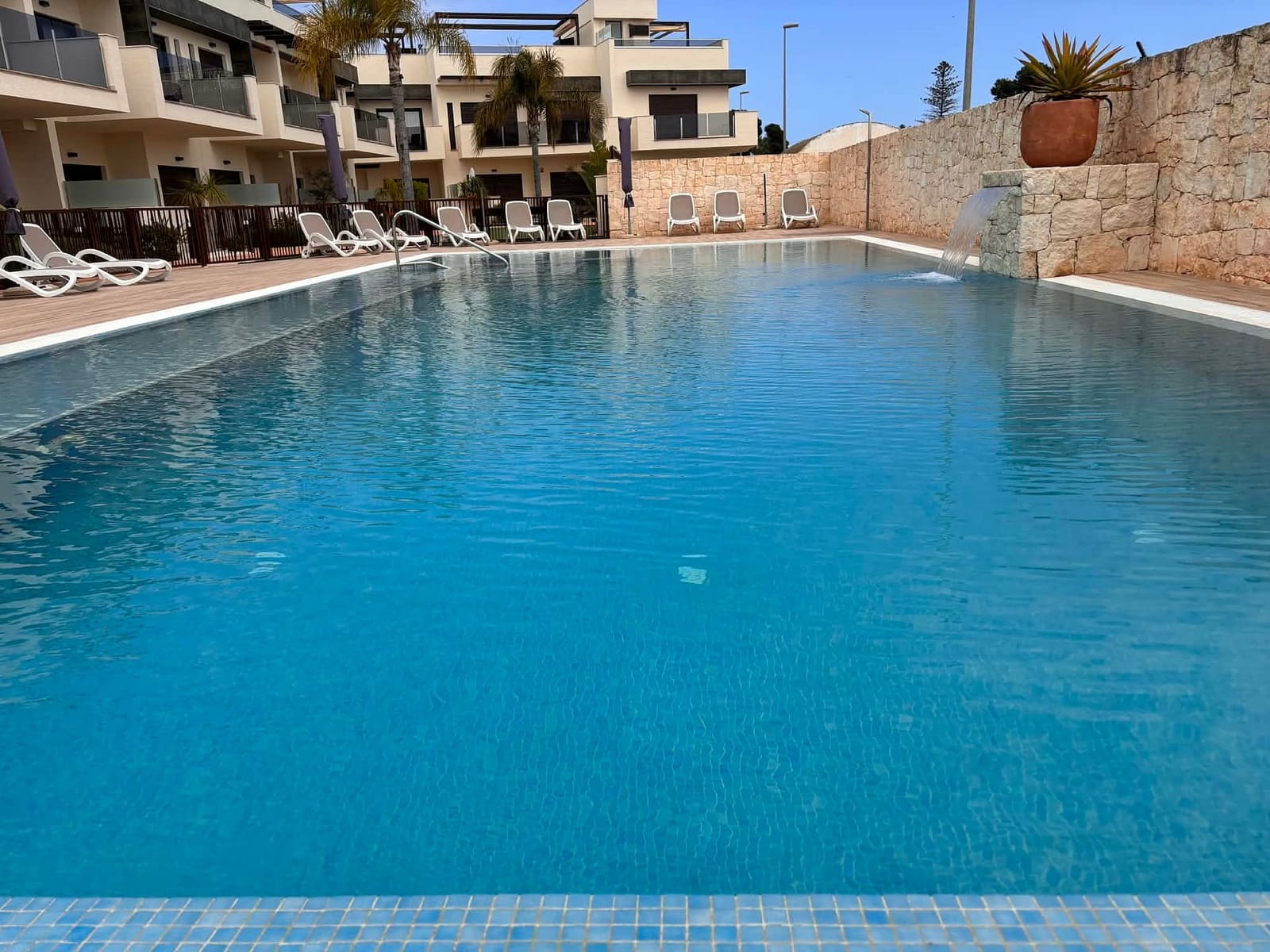 3 soveværelse Byhus til salg i Dolores De Pacheco med swimmingpool - € 349.950 (Ref: 9758396)