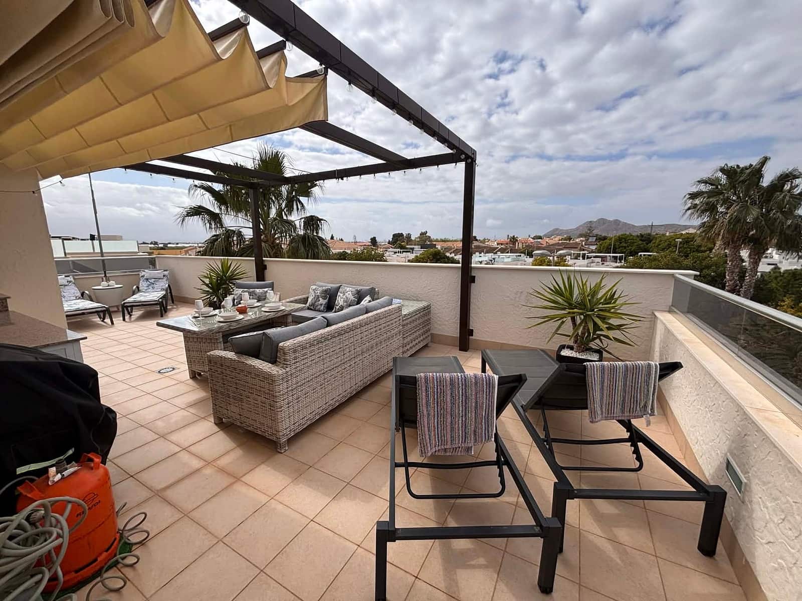 3 soveværelse Byhus til salg i Dolores De Pacheco med swimmingpool - € 349.950 (Ref: 9758396)