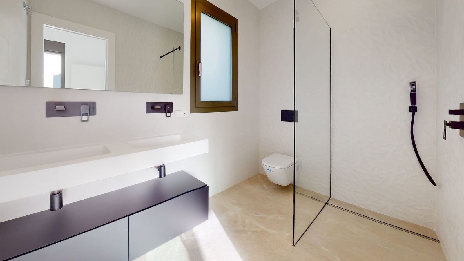 3 slaapkamer Villa te koop in Los Alcazares met zwembad - € 519.900 (Ref: 9780081)