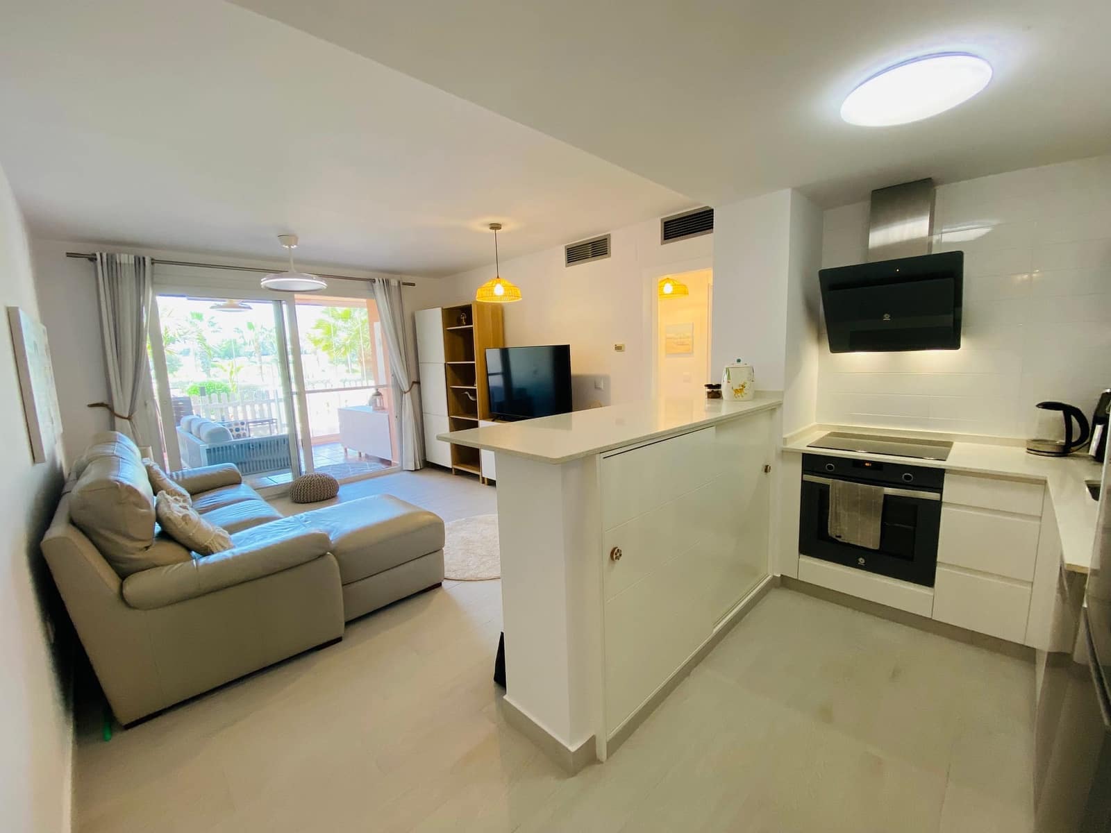 1 sypialnia Apartament na sprzedaż w Mar Menor Golf Resort z basenem garażem - 192 950 € (Ref: 9794277)