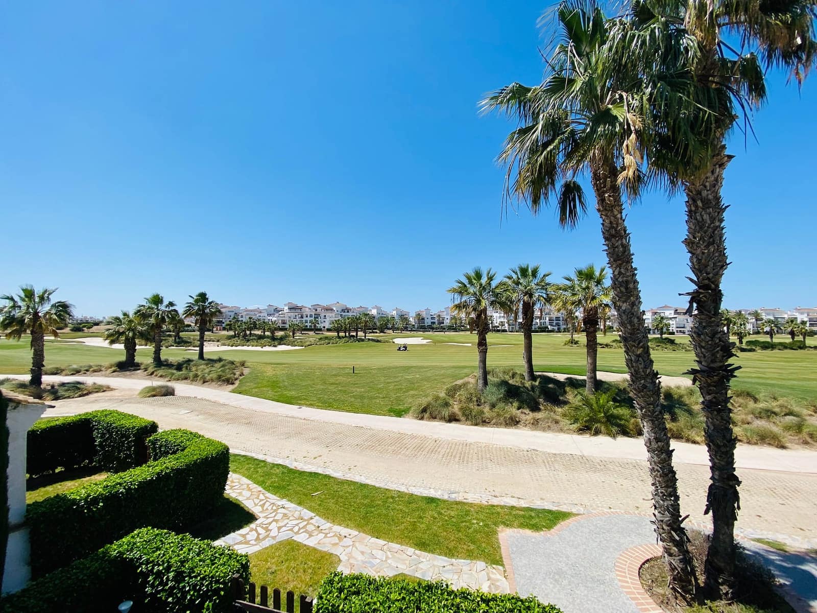 2 slaapkamer Appartement te koop in La Torre Golf Resort met zwembad garage - € 154.000 (Ref: 9803883)