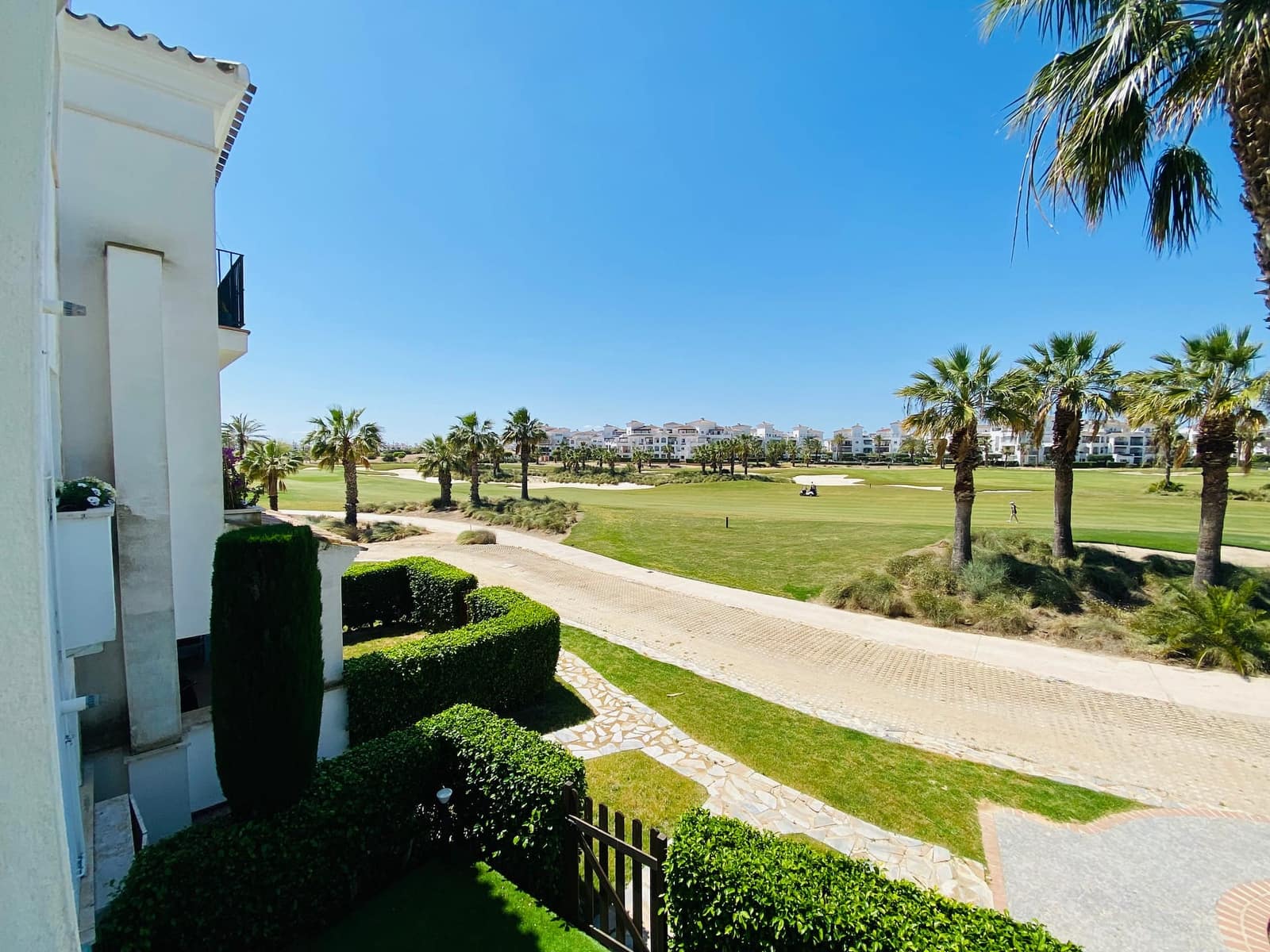 2 slaapkamer Appartement te koop in La Torre Golf Resort met zwembad garage - € 154.000 (Ref: 9803883)