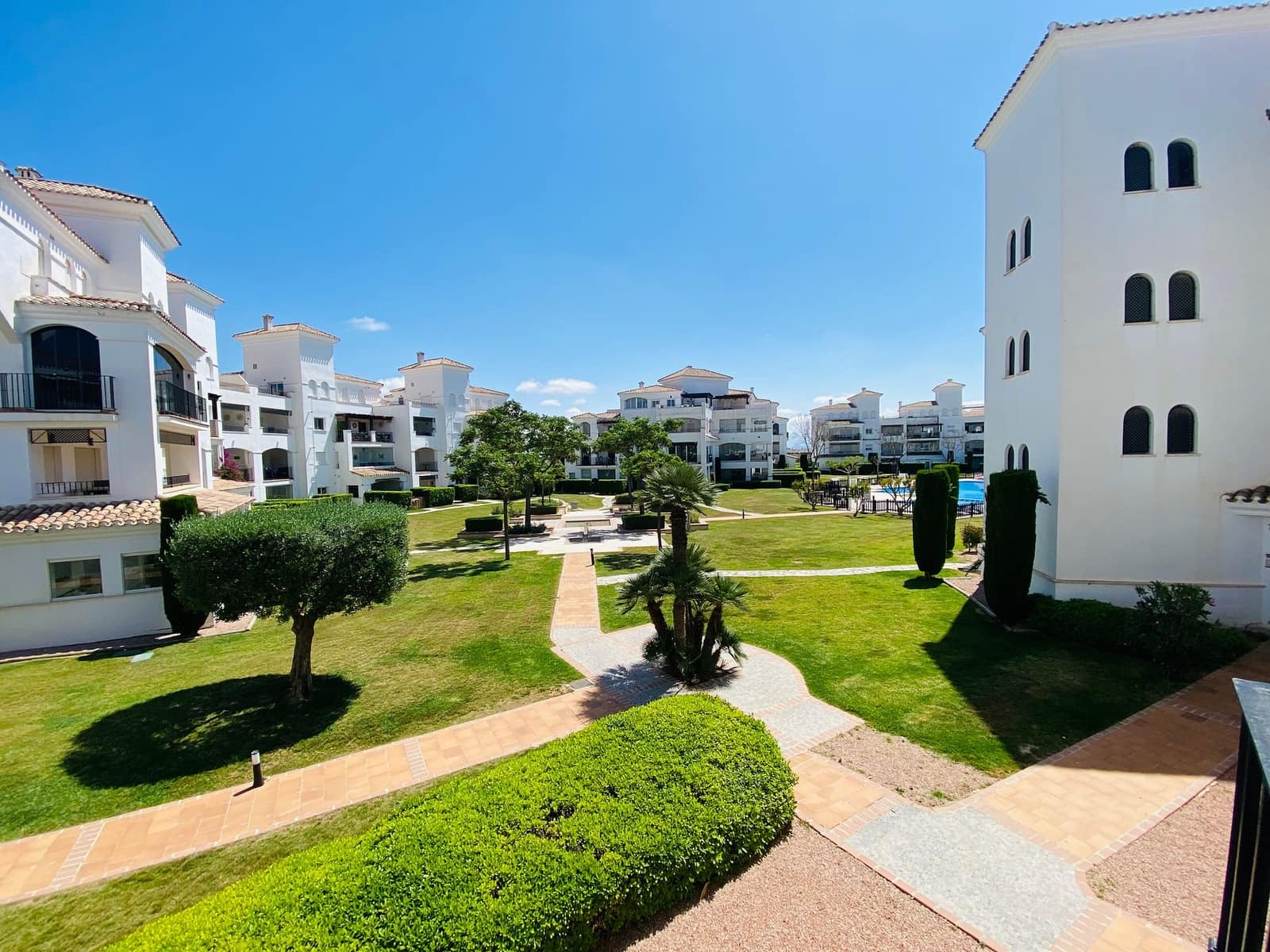 2 slaapkamer Appartement te koop in La Torre Golf Resort met zwembad garage - € 154.000 (Ref: 9803883)
