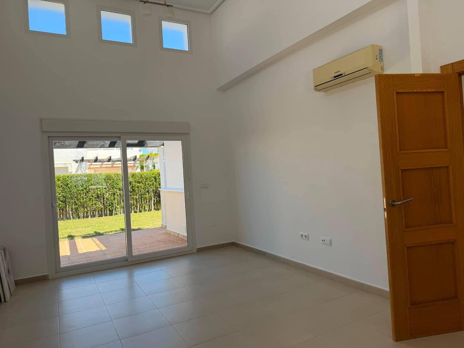 2 bedroom Villa for sale in La Torre Golf Resort with pool - € 245,000 (Ref: 9844805)