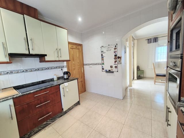 4 chambre Villa/Maison à vendre à Gea y Truyols, Murcie ville avec piscine - 299 000 € (Ref: 9872000)