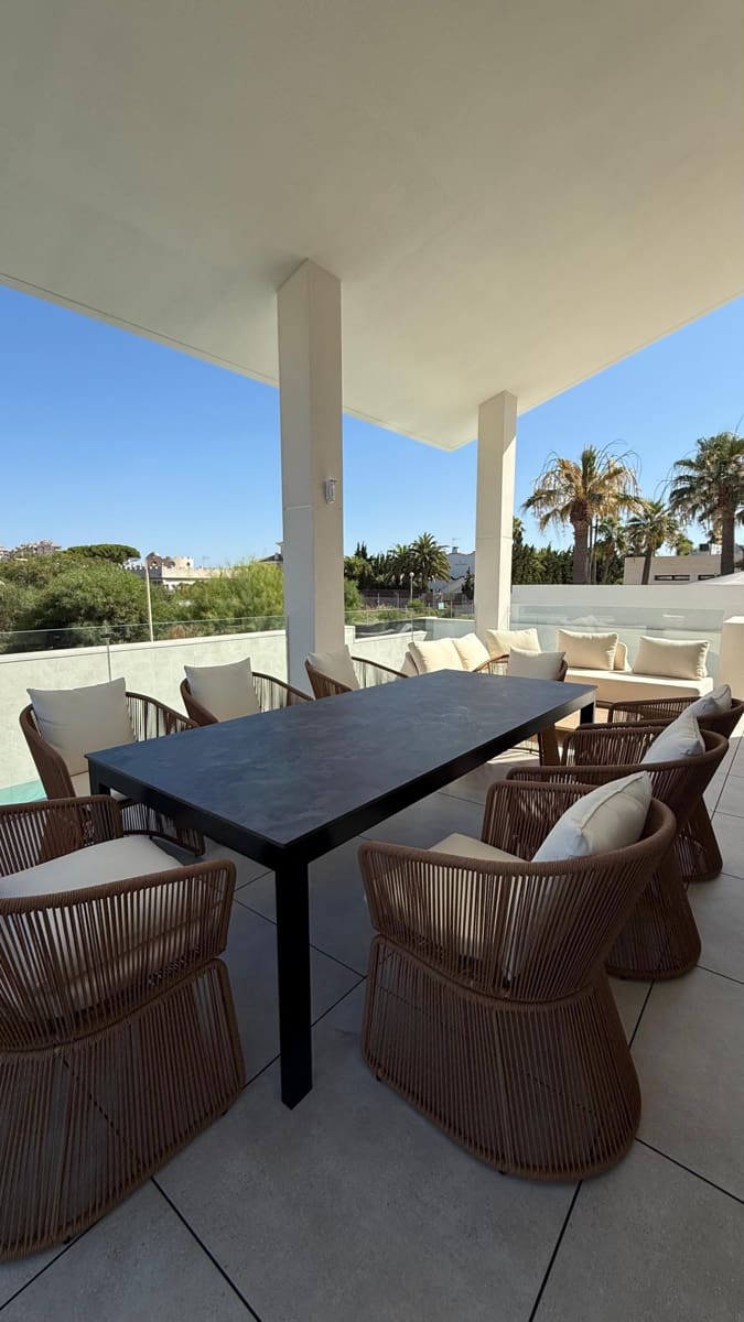 4 chambre Villa/Maison à vendre à La Manga del Mar Menor avec piscine garage - 1 335 000 € (Ref: 9872002)