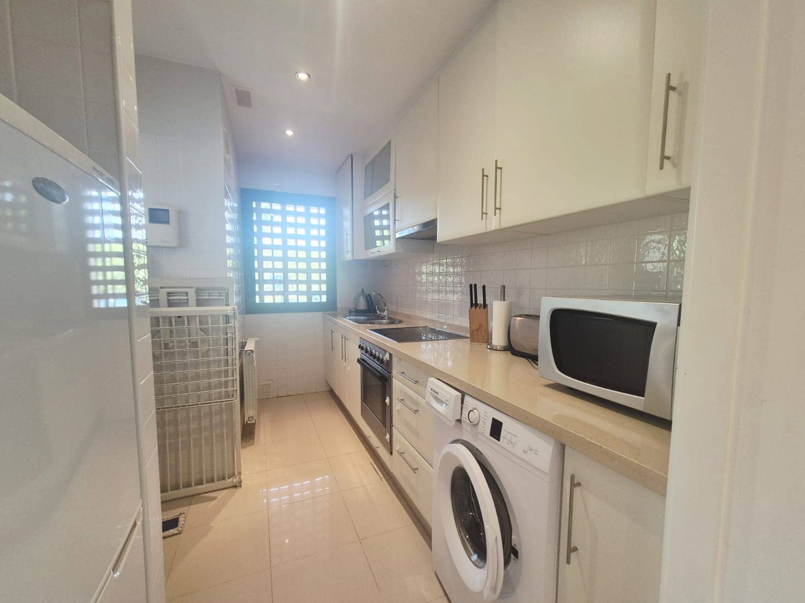 3 camera da letto Appartamento in vendita in Roda con piscina garage - 249.999 € (Rif: 9872003)