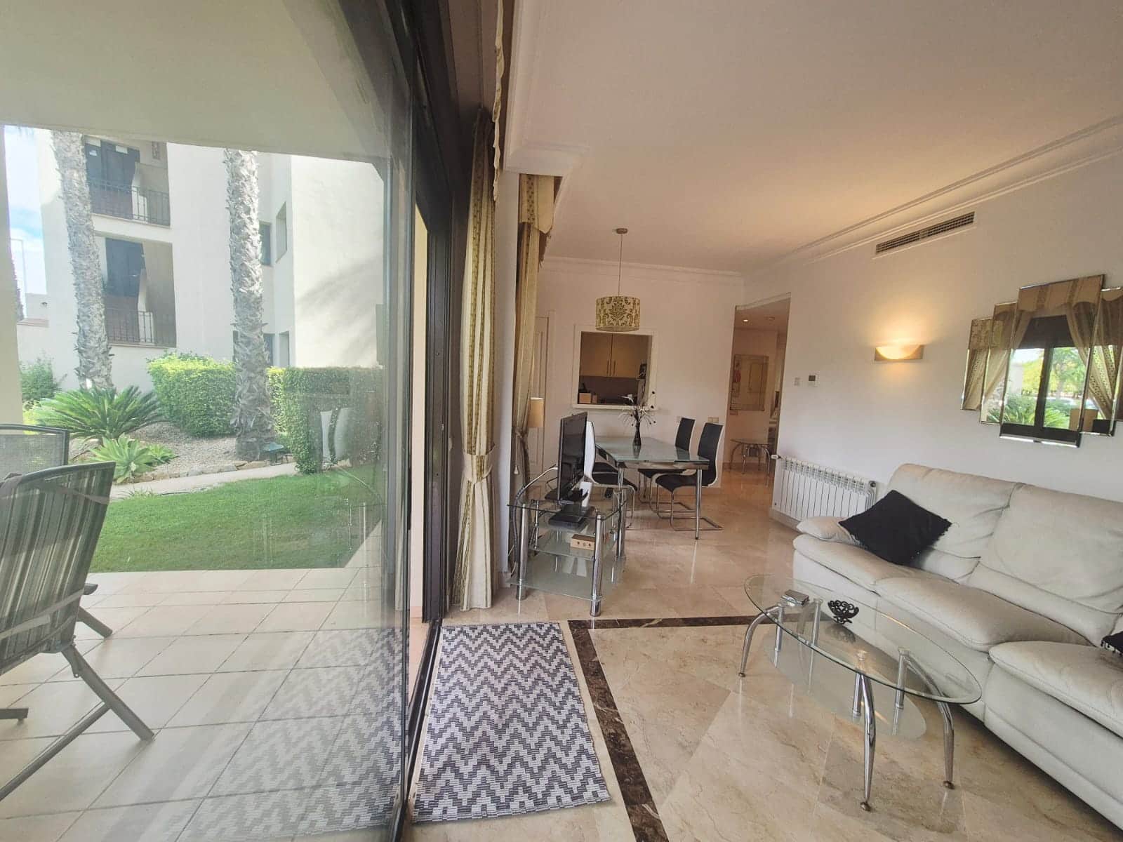 3 camera da letto Appartamento in vendita in Roda con piscina garage - 249.999 € (Rif: 9872003)
