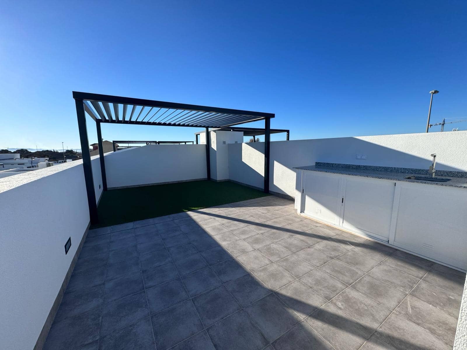 3 bedroom Villa for sale in Roldan with pool - € 354,999 (Ref: 9872008)