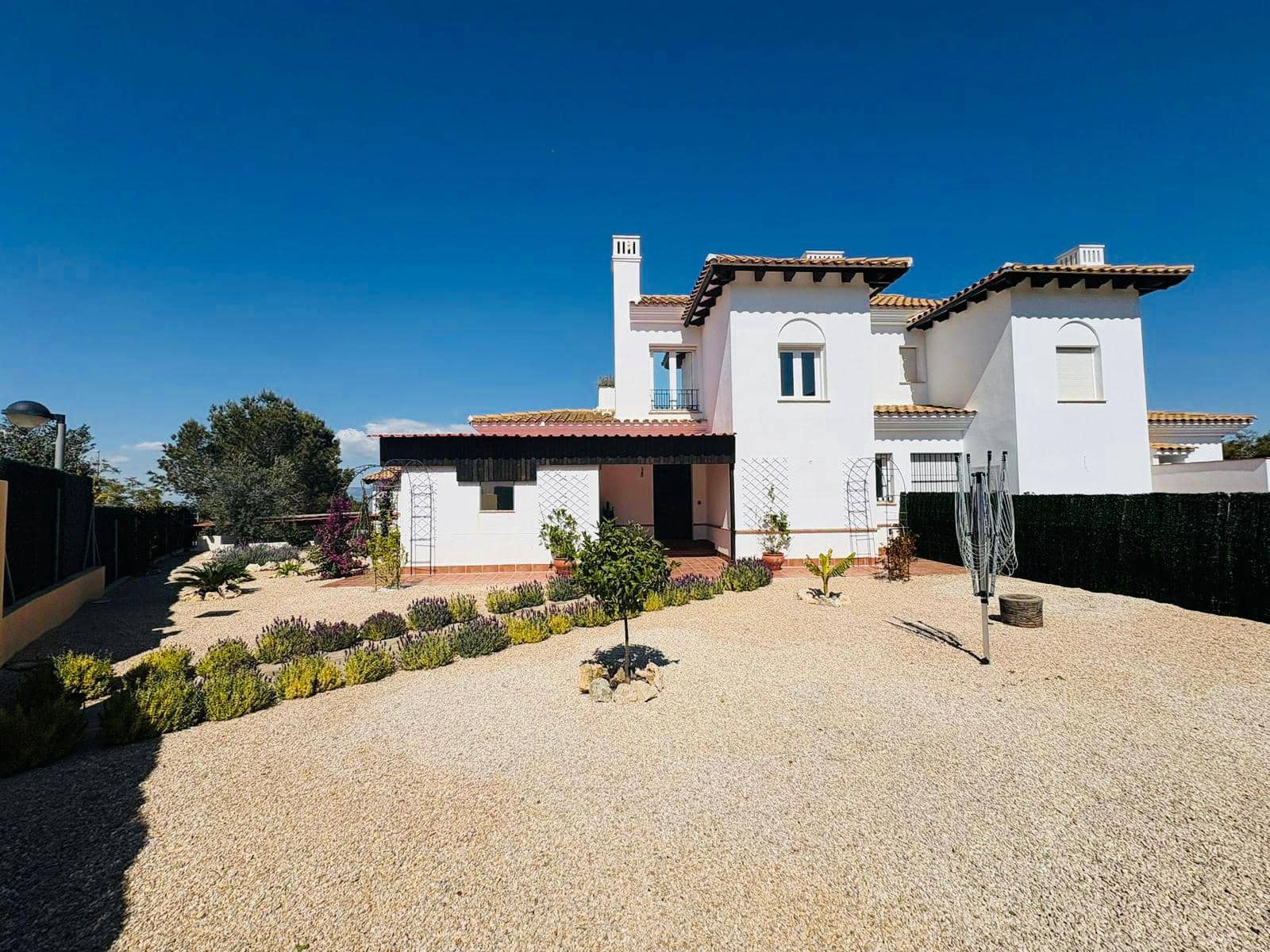 3 slaapkamer Halfvrijstaande villa te koop in Fuente Alamo de Murcia met zwembad - € 285.000 (Ref: 9872014)
