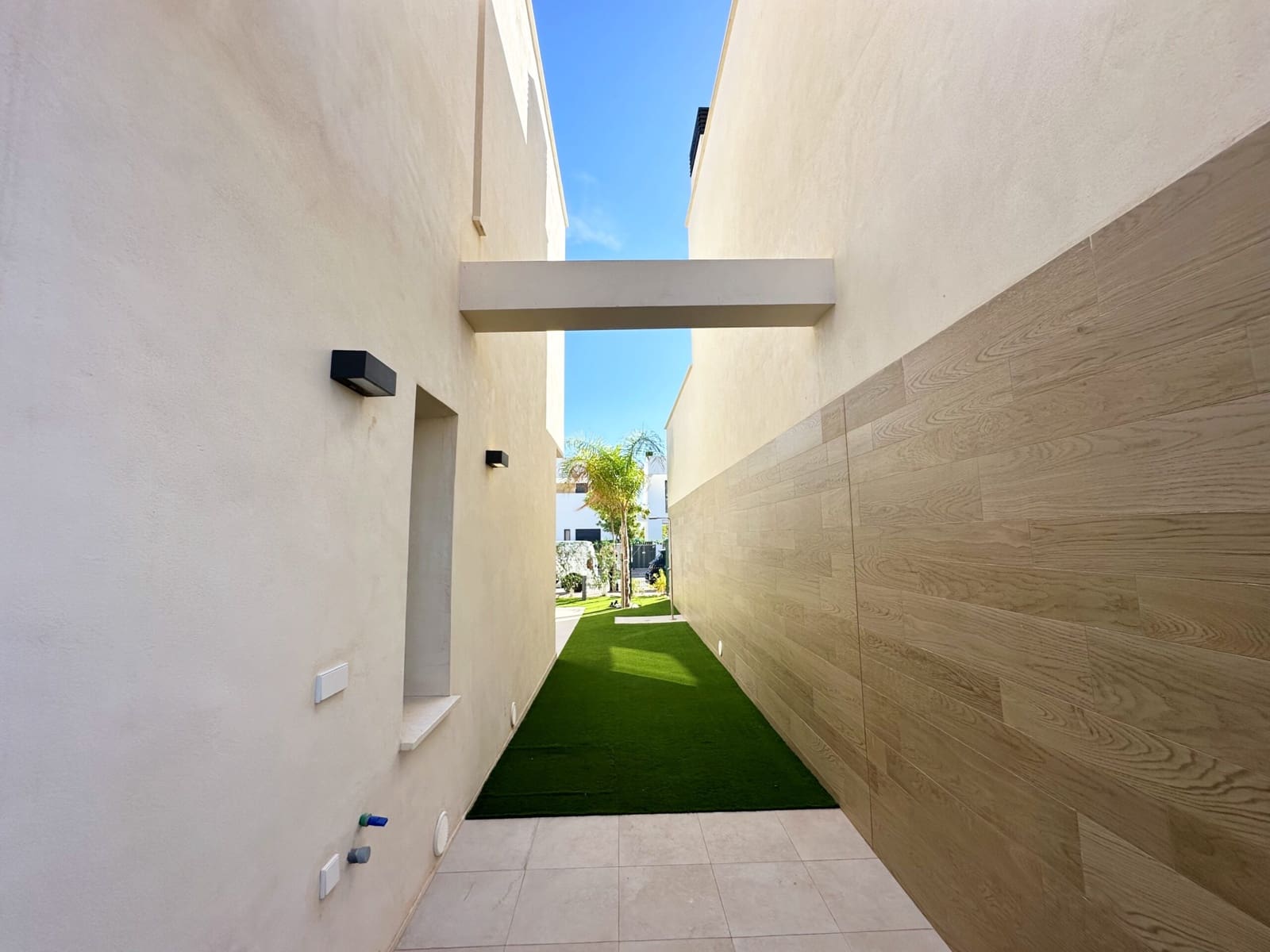 3 Zimmer Villa zu verkaufen in Torre-Pacheco mit Pool Garage - 460.000 € (Ref: 9872021)