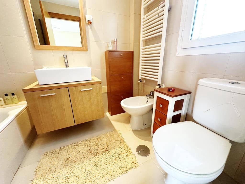 2 soverom Leilighet til salgs i Murcia by med svømmebasseng garasje - € 159 000 (Ref: 9872022)