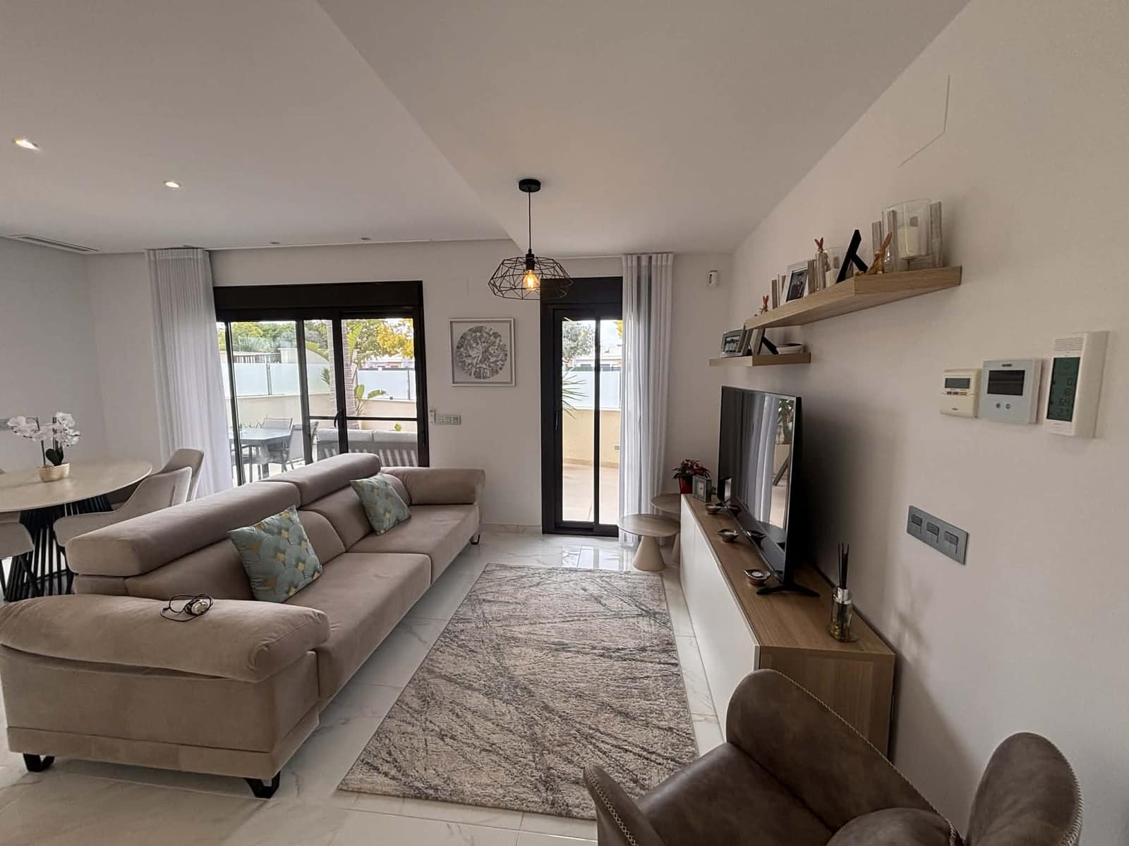 3 quarto Casa em Banda para venda em Dolores De Pacheco com piscina - 349 950 € (Ref: 9872027)