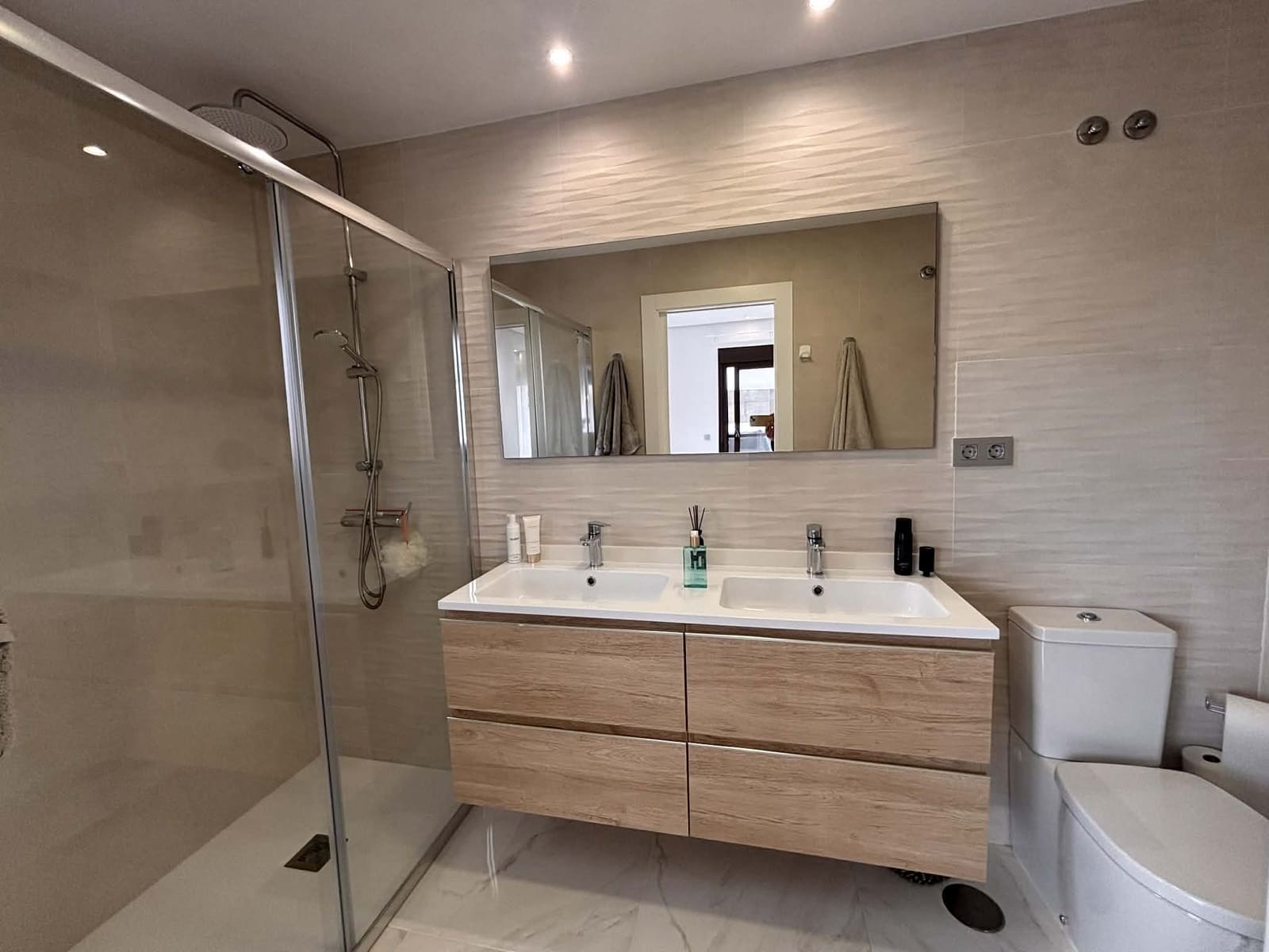 3 quarto Casa em Banda para venda em Dolores De Pacheco com piscina - 349 950 € (Ref: 9872027)