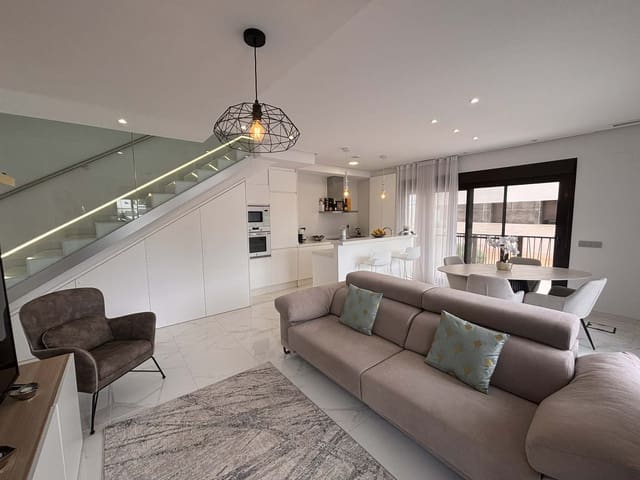 3 soverom Hus til salgs i Dolores De Pacheco, Torre-Pacheco med svømmebasseng - € 349 950 (Ref: 9872027)