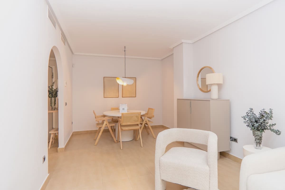 1 bedroom Apartment for sale in Los Alcazares - € 126,500 (Ref: 9872042)
