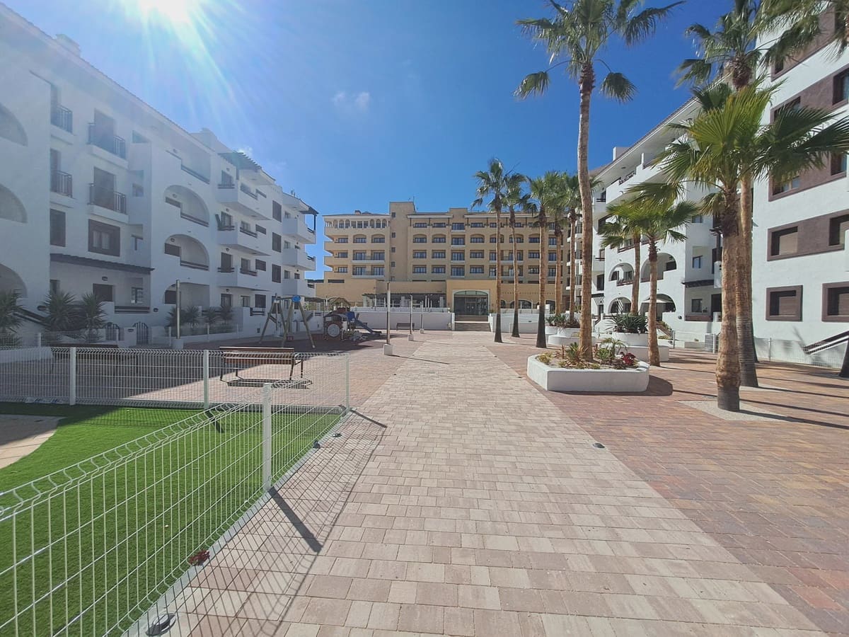 1 bedroom Apartment for sale in Los Alcazares - € 126,500 (Ref: 9872042)