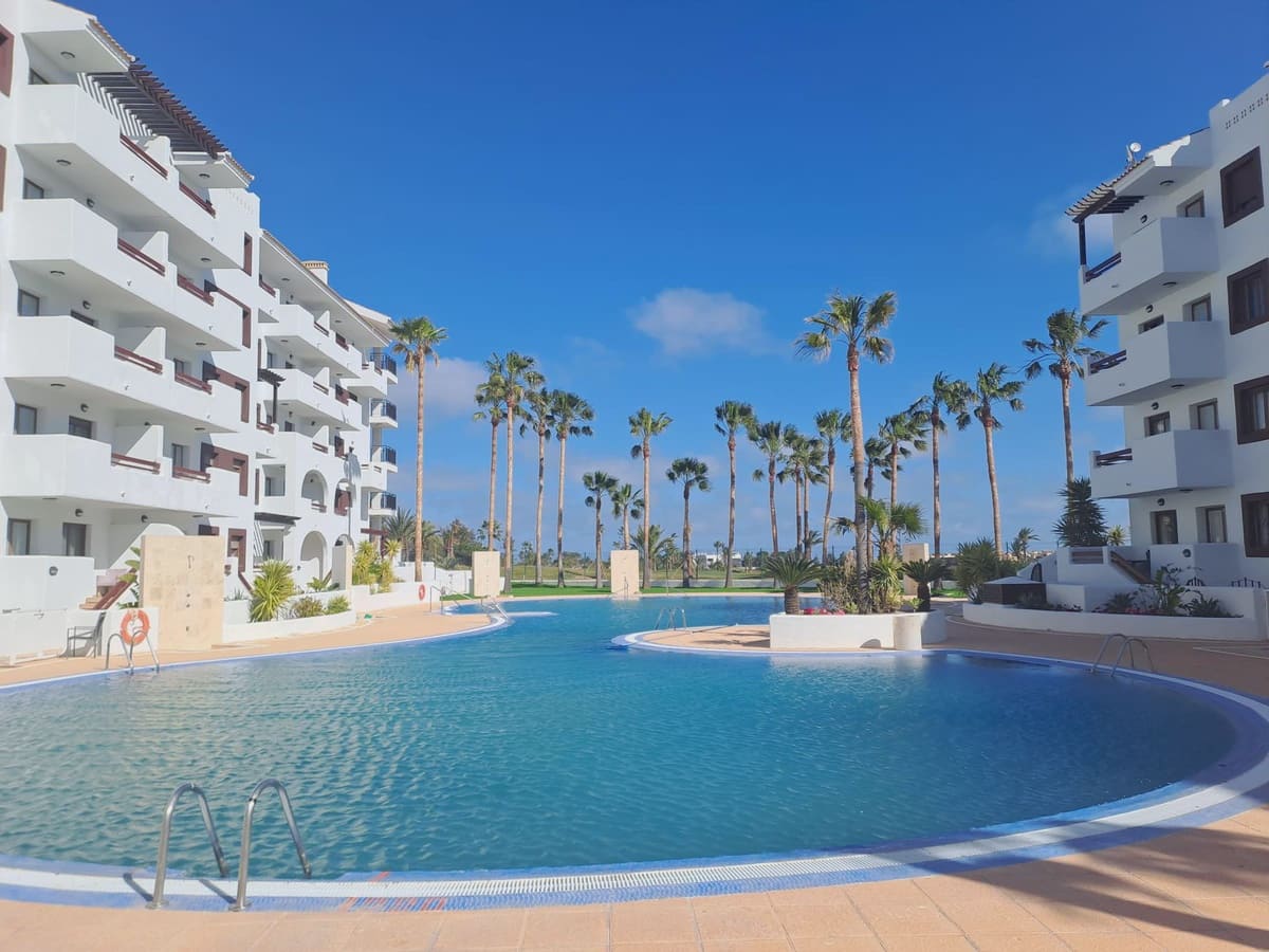 2 bedroom Apartment for sale in Los Alcazares - € 143,000 (Ref: 9872043)