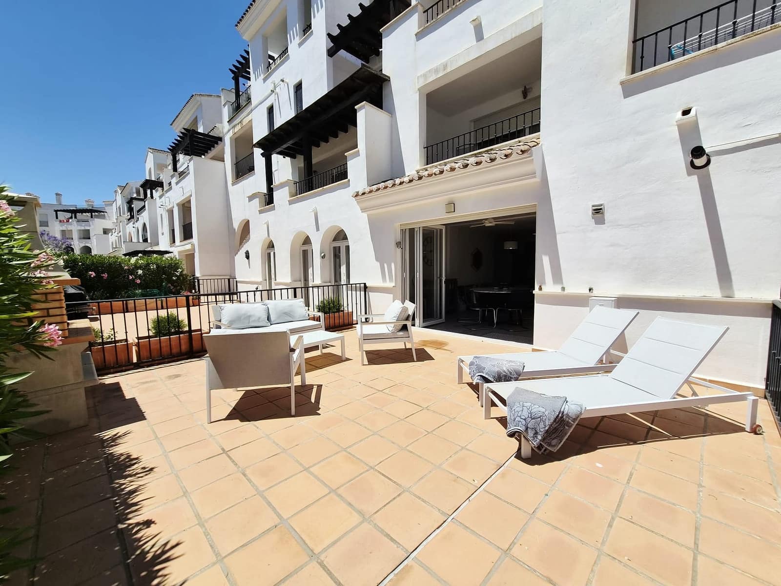 3 soverom Leilighet til salgs i La Torre Golf Resort med svømmebasseng garasje - € 229 000 (Ref: 9872048)