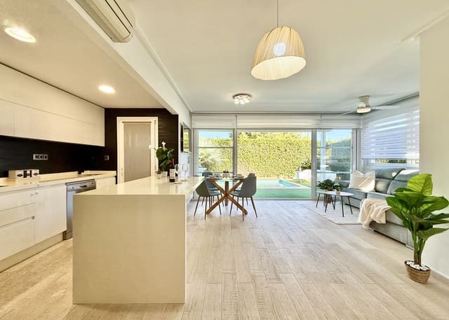 4 makuuhuone Huvila myytävänä paikassa Mar Menor Golf Resort, Torre-Pacheco mukana uima-altaan - 429 950 € (Ref: 9872050)