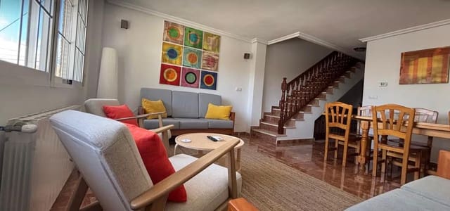 3 bedroom Townhouse for rent in Centro, Los Alcázares with garage - € 1,100 (Ref: 9872053)