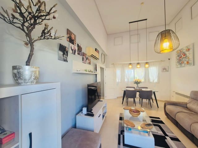 2 sypialnia Willa na sprzedaż w La Torre Golf Resort, Torre-Pacheco z basenem - 259 999 € (Ref: 9872908)