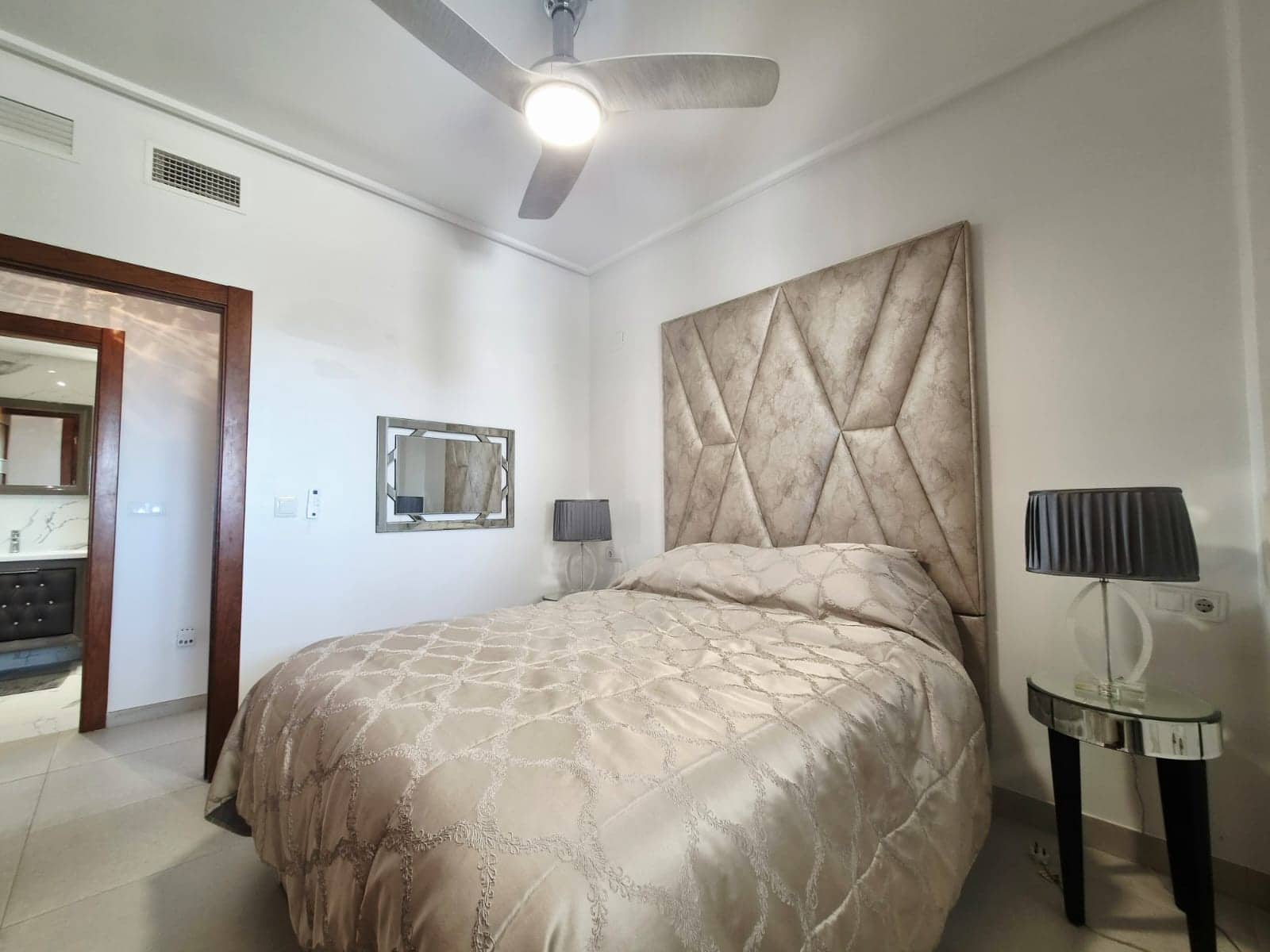 2 slaapkamer Appartement te koop in El Valle Golf Resort met zwembad garage - € 220.000 (Ref: 9906752)