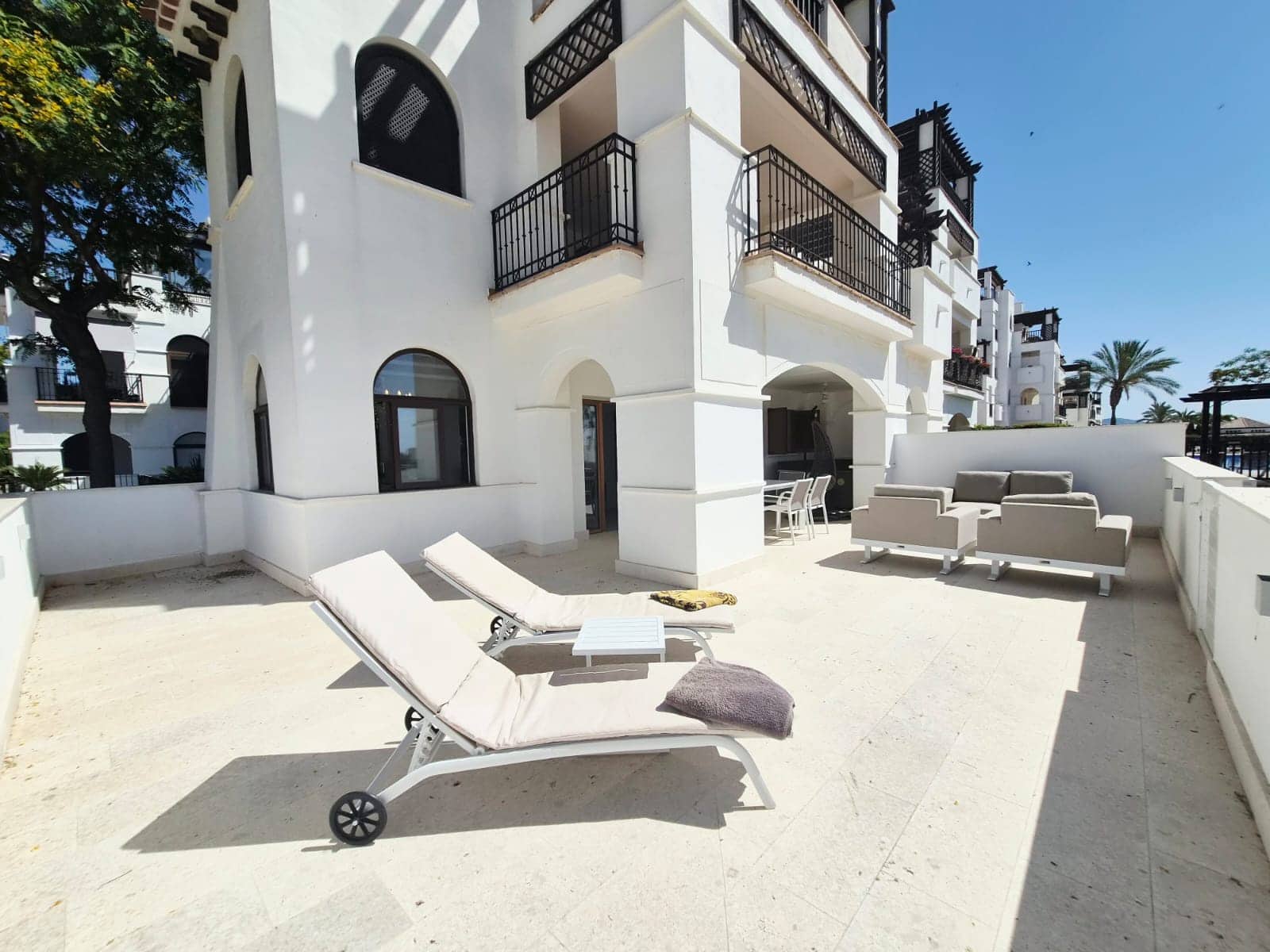 2 slaapkamer Appartement te koop in El Valle Golf Resort met zwembad garage - € 220.000 (Ref: 9906752)