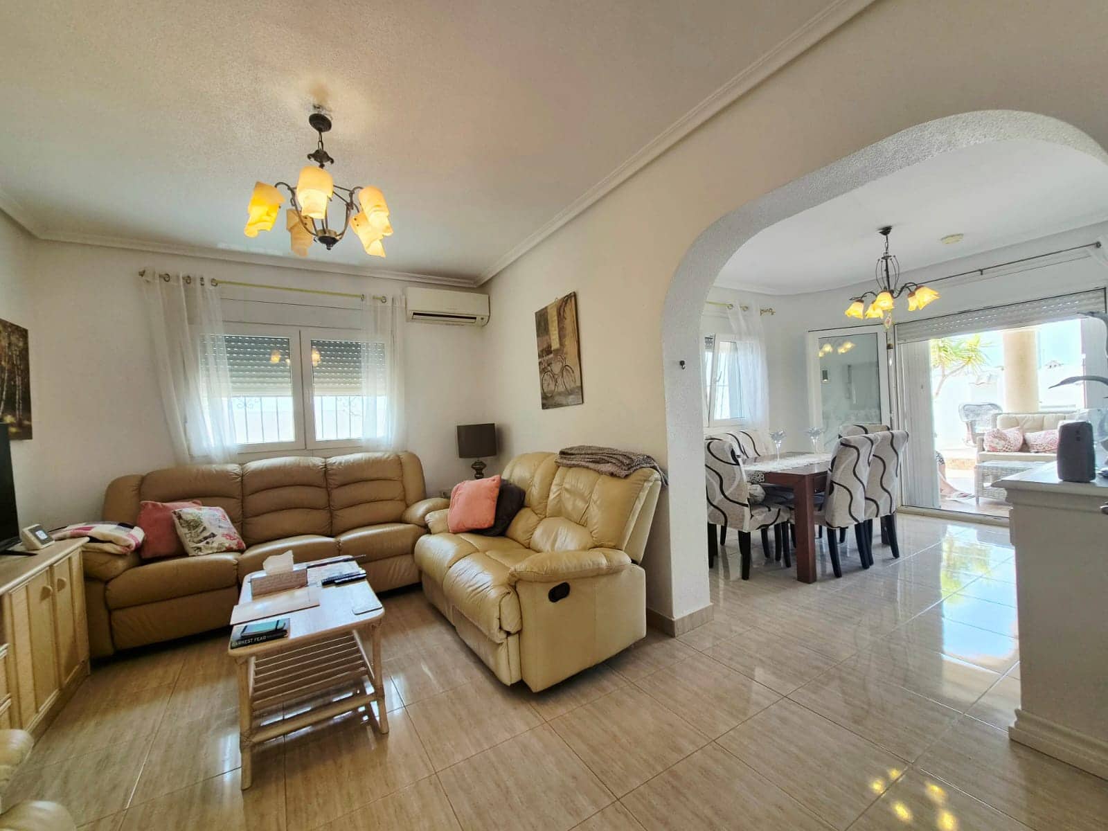 4 bedroom Villa for sale in Gea y Truyols with pool garage - € 289,999 (Ref: 9928673)