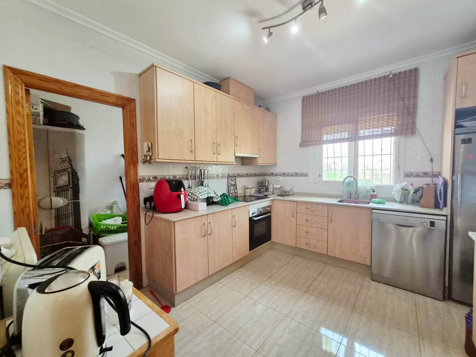 4 bedroom Villa for sale in Gea y Truyols with pool garage - € 289,999 (Ref: 9928673)