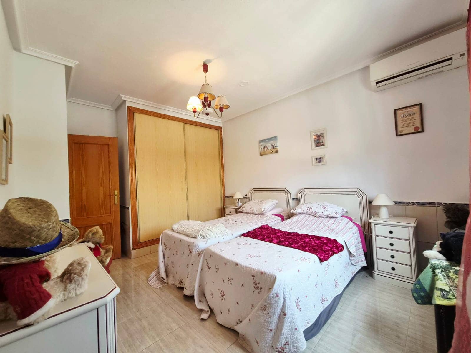 4 bedroom Villa for sale in Gea y Truyols with pool garage - € 289,999 (Ref: 9928673)