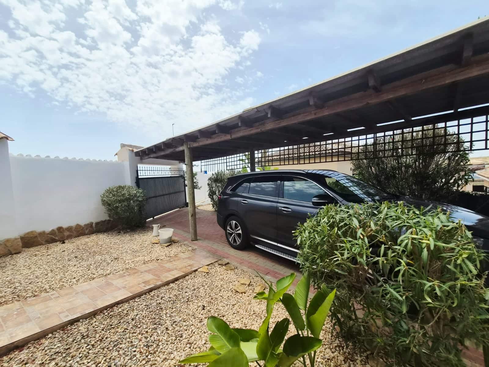 4 bedroom Villa for sale in Gea y Truyols with pool garage - € 289,999 (Ref: 9928673)