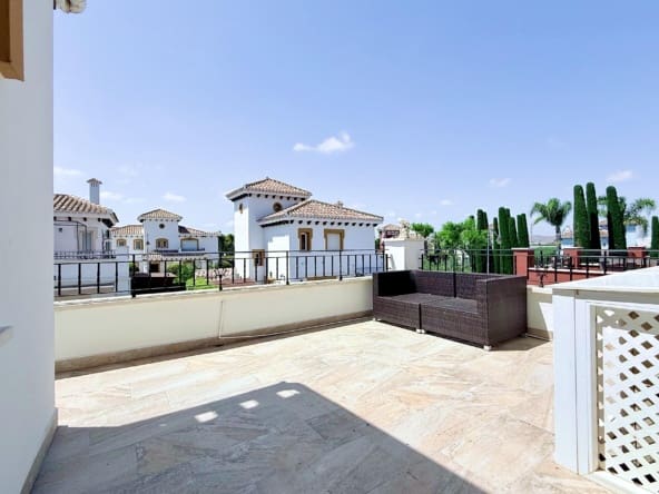 3 soveværelse Villa til salg i Mar Menor Golf Resort med swimmingpool garage - € 339.950 (Ref: 9946922)