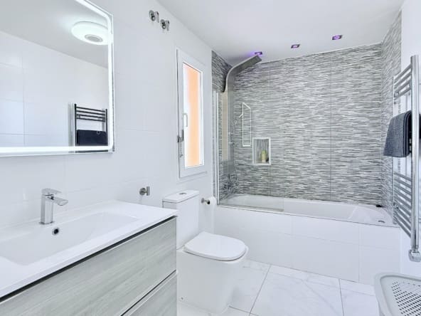3 soveværelse Villa til salg i Mar Menor Golf Resort med swimmingpool garage - € 339.950 (Ref: 9946922)